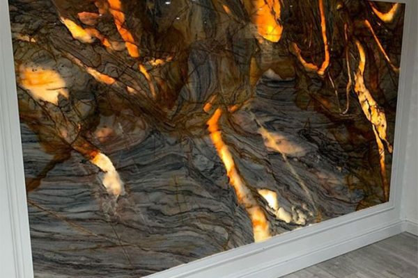 t14-quartz quartz feature wall